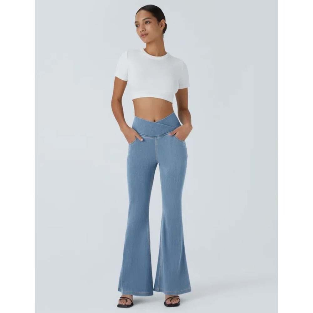 Halara Flex High Waisted Crossover Pocket Washed Casual Jeans Large
